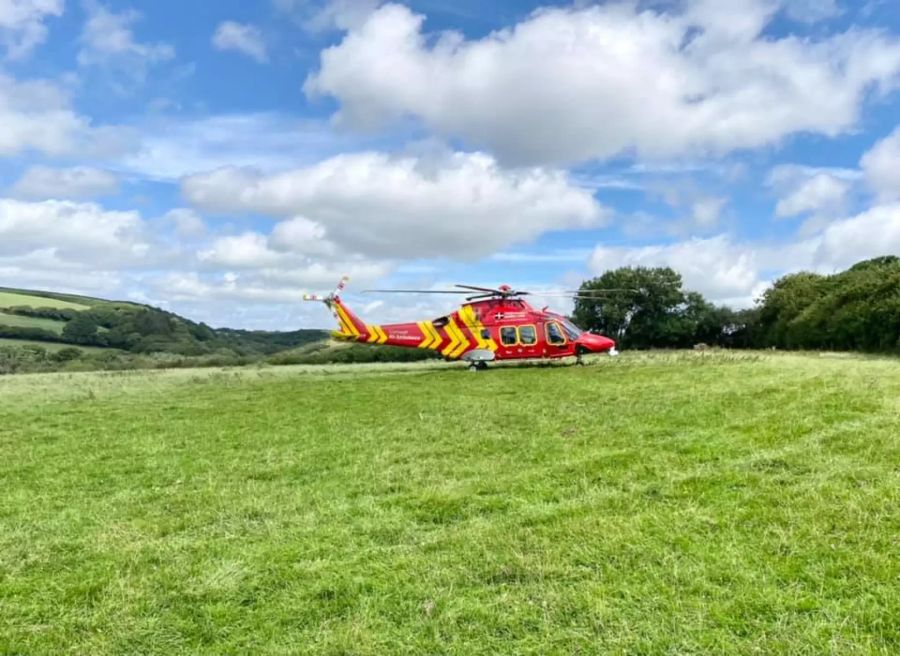 Mit dem Hubschrauber wurde sie in ein Spital gebracht.