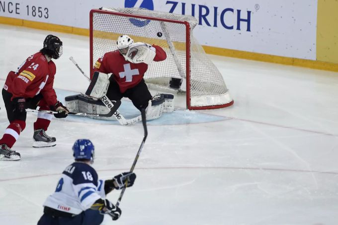 Aleksi Saarela erzielte 2015 an der U18-WM das entscheidende Tor gegen die Schweiz Aleksi Saarela