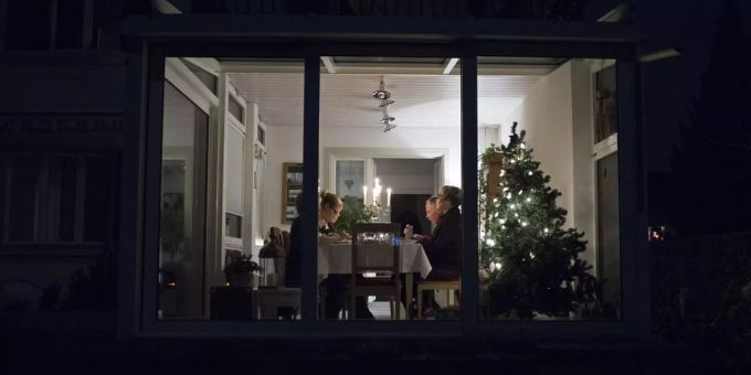 Ein Portugiese verliert seine ganze Familie nach einem gemeinsamen Essen an das Coronavirus. coronavirus familienessen