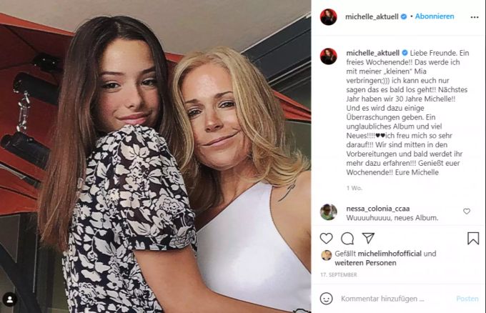 So kennt man Michelle eigentlich – mit einer blonden Wallemähne. Michelle
