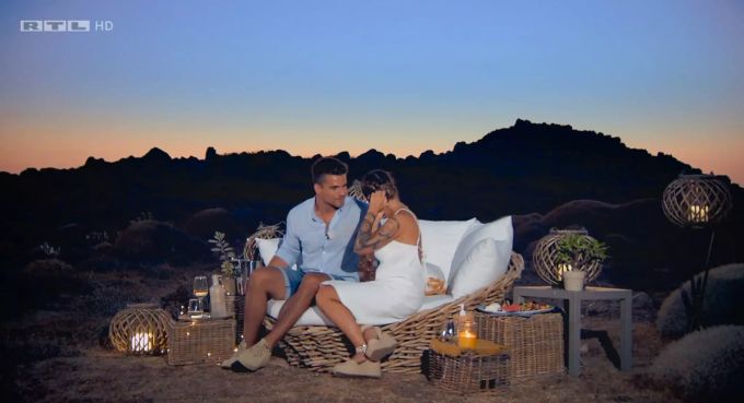 «Bachelorette 2020»: Melissa und David kurz vor dem Kuss. «Bachelorette 2020»