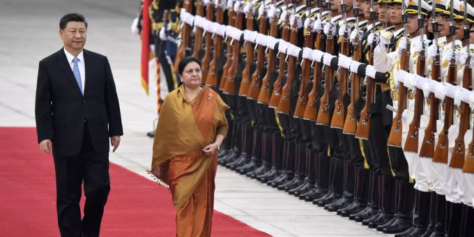 Chinas Präsident Xi Jinping und Nepals Präsidentin Bidya Devi Bhandari. Bidya Devi Bhandari