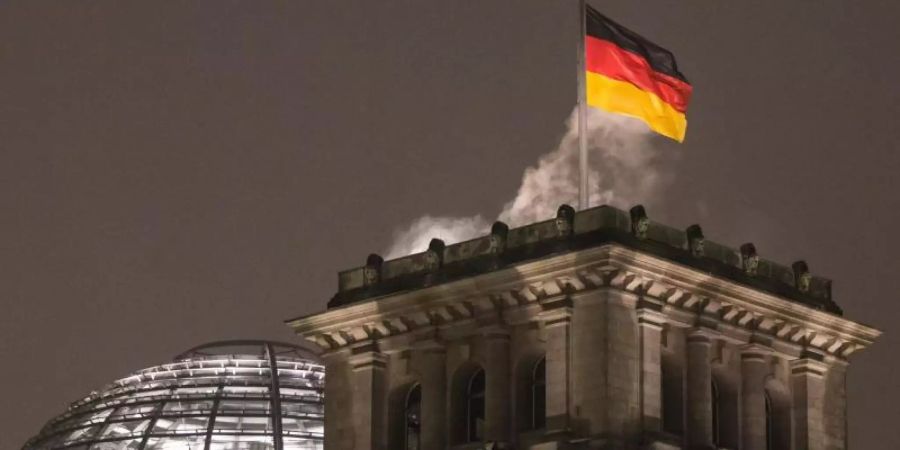Das Reichstagsgebäude in Berlin ist der Sitz des Deutschen Bundestags. Foto: Lukas Schulze/dpa