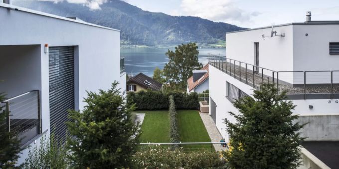 Häuser an der Underbergstrasse in Walchwil, Schweiz, am 17. Oktober 2013. (Symbolbild) Rekordtief Immobilienkäufer