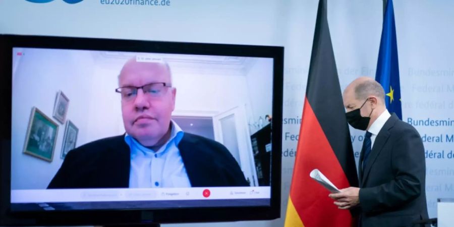 Altmaier (l.) mit Finanzminister Scholz