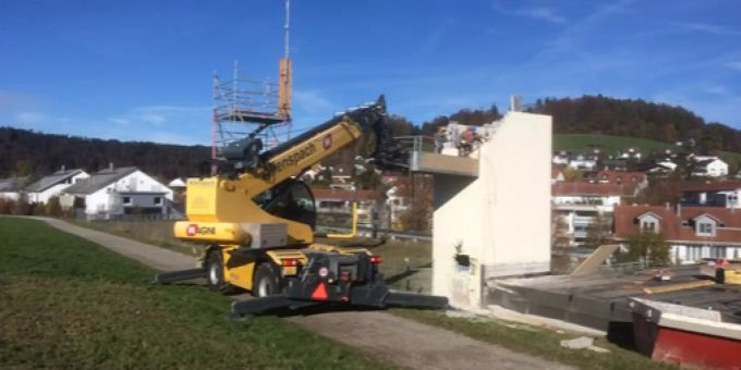 Gemeinde - Hittnau: Gemeindehaus 2.0: Eingangstrakt im Rohbau erstellt