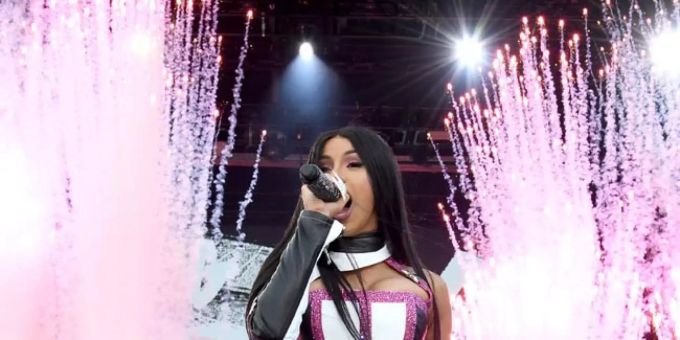 Cardi B und Paris Hilton werden in der Dokuserie von Tokyo Stylez dabei sein. cardi b