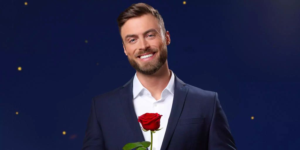 «Bachelor 2021»: Niko Griesert ist der neue Rosenkavalier