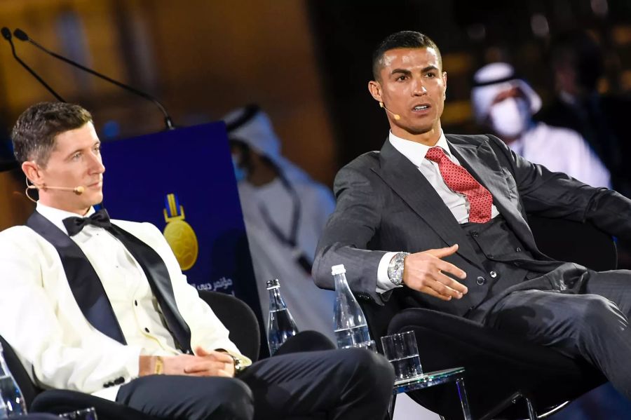 Robert Lewandowski und Cristiano Ronaldo bei den «Globe Soccer Awards».