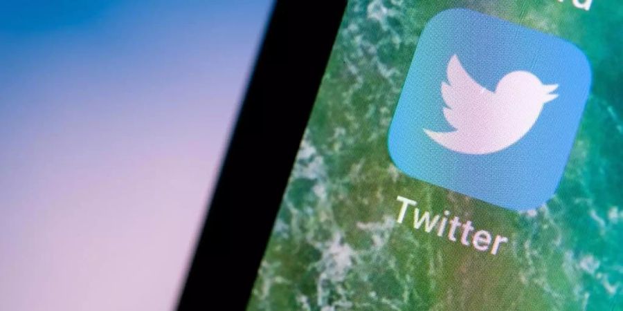 Twitter wird im März seine Live-Video-App Periscope einstellen. Foto: Fabian Sommer/dpa