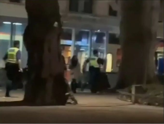 Mitarbeitende des SBB-Sicherheitsdienstes konnten einen 16-Jährigen festnehmen. Zürich