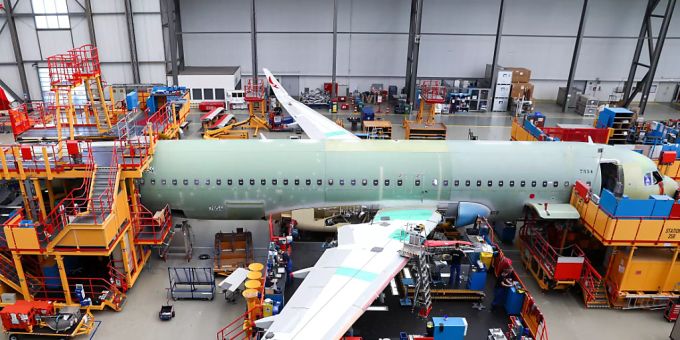 Airbus schreibt Milliardenverlust (Archivbild) Airbus schreibt Milliardenverlust (Archivbild)