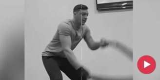 «Kaum erkannt» - Bereitet sich Muskel-Özil hier auf sein Comeback vor?