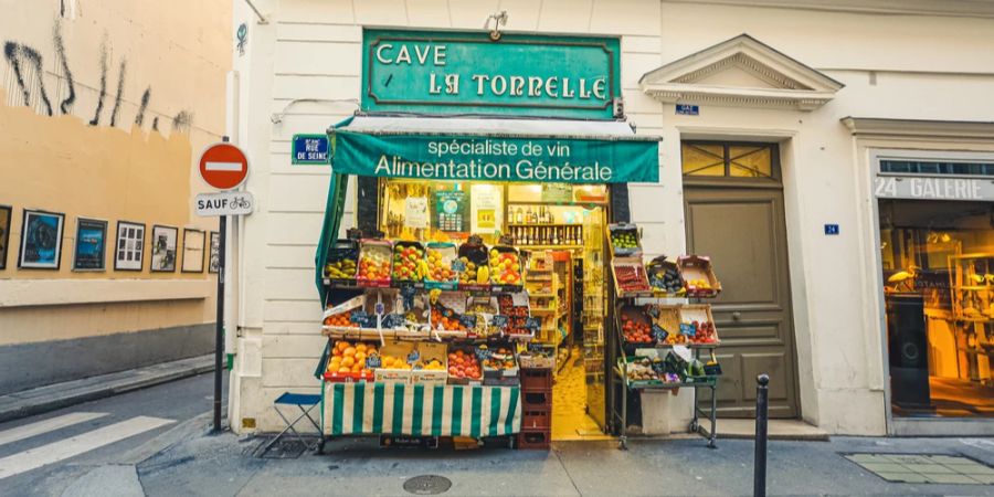 Straßenecke Paris Gemüsestände