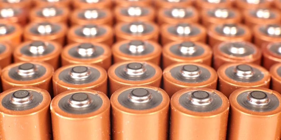 Nahaufnahme Reihe Batterienblock