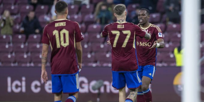 Servette jubelt über den Sieg gegen Stade Lausanne-Ouchy. Servette Fussball