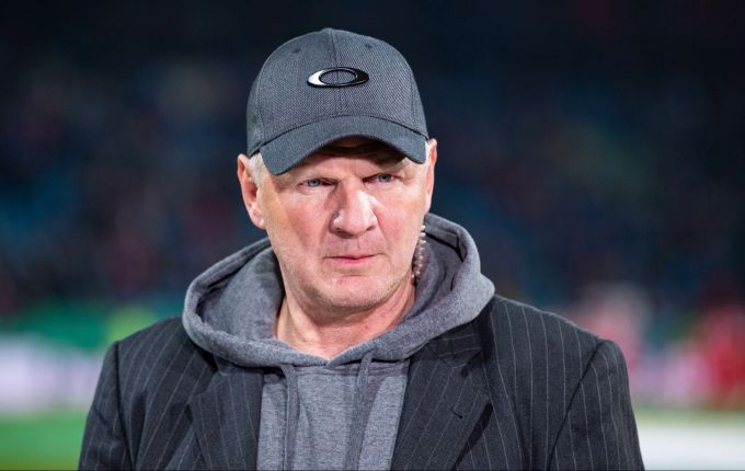 Effenberg kritisierte Bayern-Trainer Thomas Tuchel für dessen Aufstellung nach dem Spitzenspiel in Leverkusen. Stefan Effenberg bayern münchen