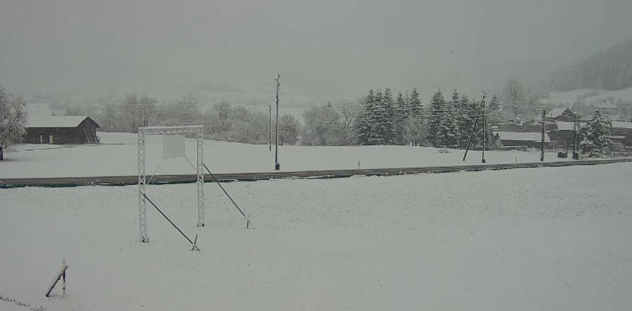 Auch in Bäretswil (702 Meter über Meer) im Zürcher Oberland ist es weiss.