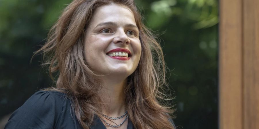 Wer war eigentlich Johanna Spyri: In «Alptraum Heidi» stellt Filmemacherin Anita Hugi die Schöpferin des weltberühmten Schweizer Mädchens Heidi vor.