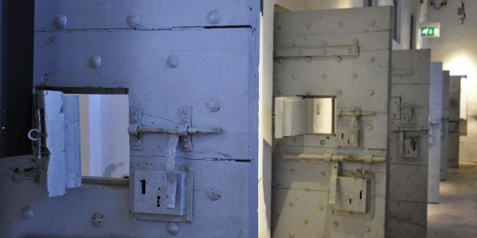 JVA Witzwil - Häftling entkommt spektakulär durch Suppenklappe