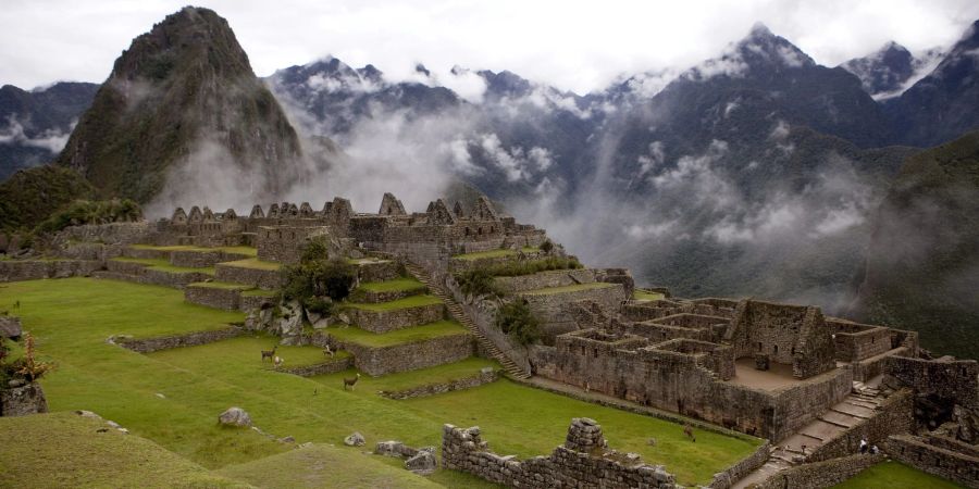 Die Ruinenstätte Machu Picchu gehört zu den wichtigsten Touristenattraktionen Südamerikas und zählt seit 1983 zum Unesco-Weltkulturerbe.