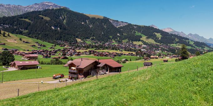 Blick auf Adelboden. Blick auf Adelboden.