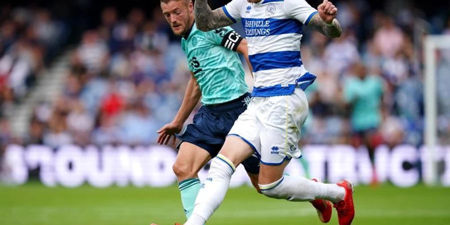 Jordy De Wijs (r) wechselt von den Queens Park Rangers per Leihe nach Düsseldorf. Foto: Aaron Chown/PA Wire/dpa