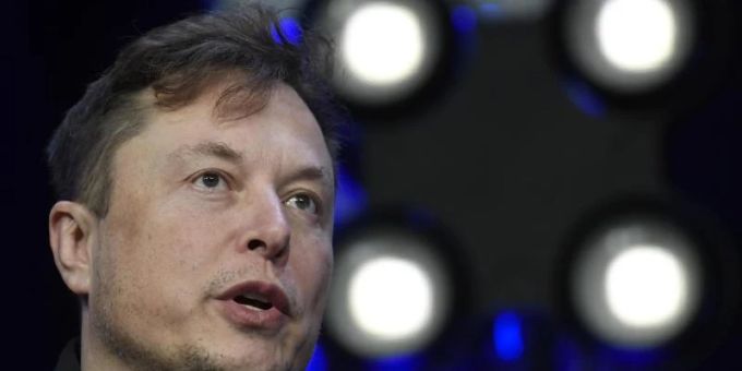 Kiew - Selenskyj dankt Elon Musk für Internet-Unterstützung