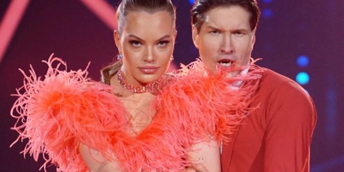 Cheyenne Ochsenknecht und Evgeny Vinokurov sind am Freitagabend bei «Let's Dance» ausgeschieden. Cheyenne Ochsenknecht und Evgeny Vinokurov sind am Freitagabend bei «Let's Dance» ausgeschieden.