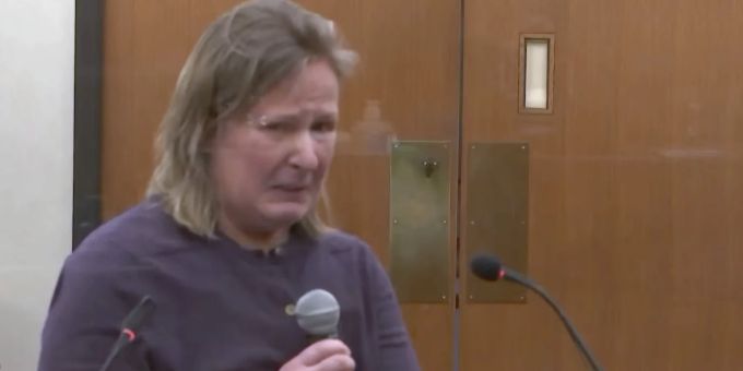 Kim Potter entschuldigte sich bei der Familie mehrfach. (Court TV via AP, Pool) Daunte Wright Officer Trial