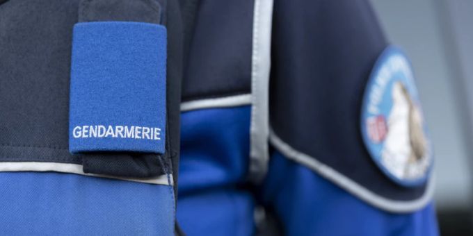 Ein Walliser Polizist ist wegen sexueller Belästigung verurteilt worden. (Symbolbild) wallis