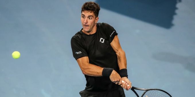 Der australische Tennisspieler Thanasi Kokkinakis im Einsatz. Thanasi Kokkinakis