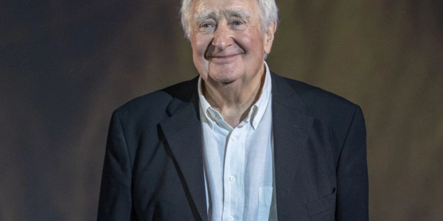 Der Schweizer Regisseur Fredi M. Murer («Vitus») prägte die nationale und internationale Filmgeschichte der letzten 60 Jahre: An der diesjährigen Verleihung der Schweizer Filmpreise darf er den Ehrenpreis entgegennehmen.