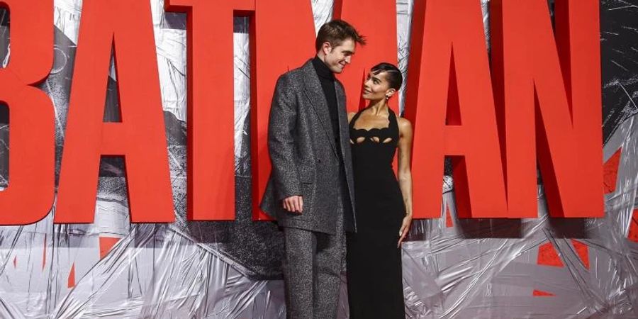 Robert Pattinson und Zoe Kravitz bei der Premiere von «The Batman» in London. Foto: Joel C Ryan/Invision/AP/dpa