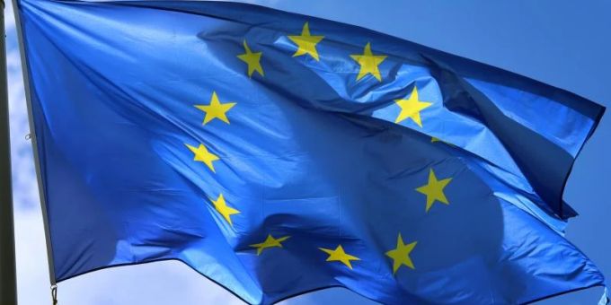 Brüssel - EU wird sieben russische Banken aus Swift ausschliessen