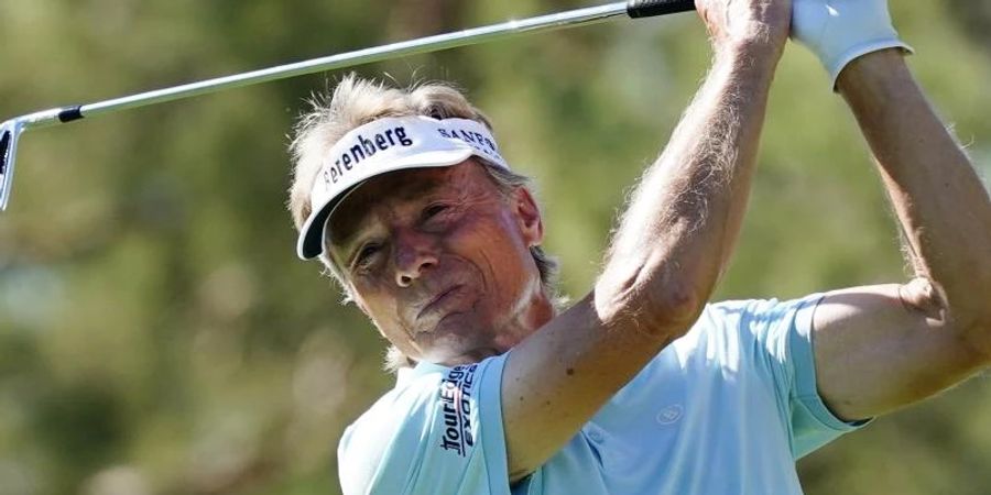 Bernhard Langer in Aktion beim Charles Schwab Cup Championship Golfturnier im November 2021. Foto: Ross D. Franklin/AP/dpa