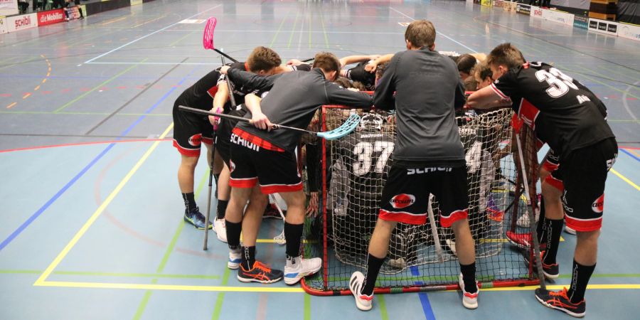 Goalibeschwörung vor dem Spiel UHC Uster gegen Chur Unihockey. - Uster