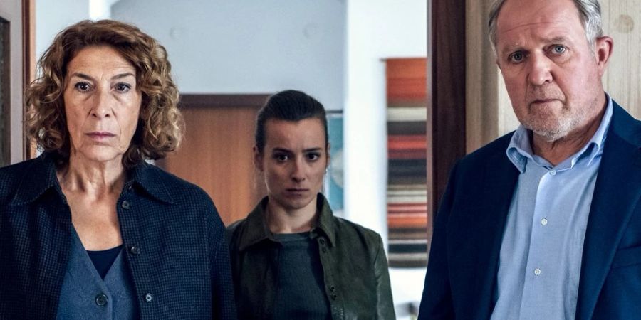 «Tatort: Alles was Recht ist»: Bibi Fellner (Adele Neuhauser, l.), Meret Schande (Christina Scherrer) und Moritz Eisner (Harald Krassnitzer) ermitteln.