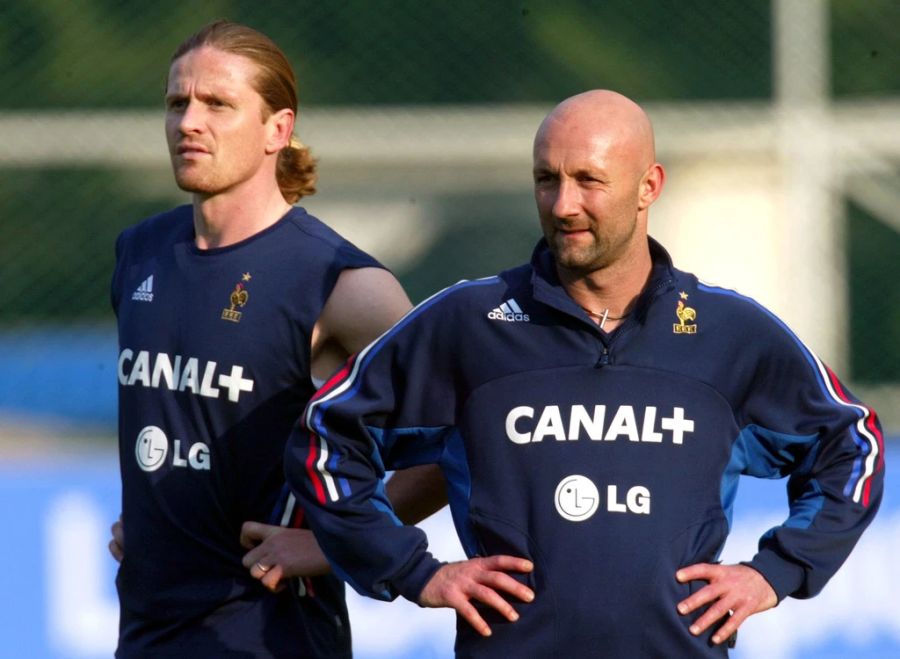 Emmanuel Petit (links) stand 63 Mal für Frankreich im Einsatz (6 Tore).