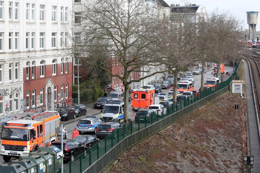 Bei der Bluttat in Hamburg hat offenbar ein junger Schweizer eine junge Schweizerin ermordet.