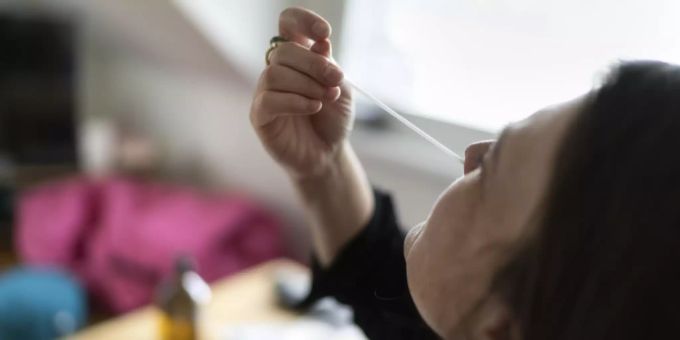 Sollten Selbsttests auf das Coronavirus wieder gratis werden? coronavirus