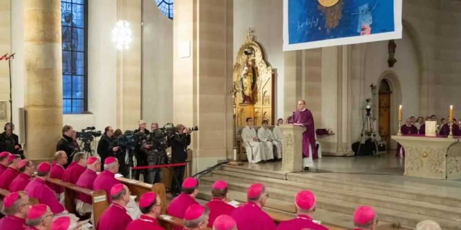 Sexueller Missbrauch ist ein weltweites Thema für die katholische Kirche. Foto: Friso Gentsch