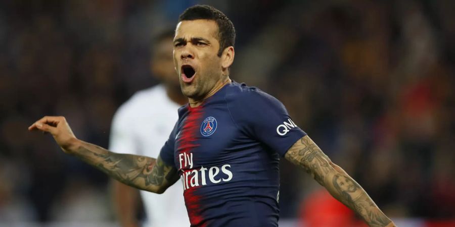 Dani Alves Paris Saint-Germain