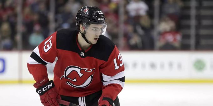Nico Hischier steht der Schweizer Nati für die WM zur Verfügung. Nico Hischier