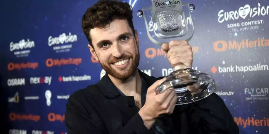 Der stolze Sieger Duncan Laurence nach dem Finale. Foto: Antti Aimo-Koivisto