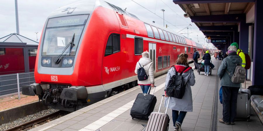 Am 1. Mai geht das 49-Euro-Ticket an den Start.
