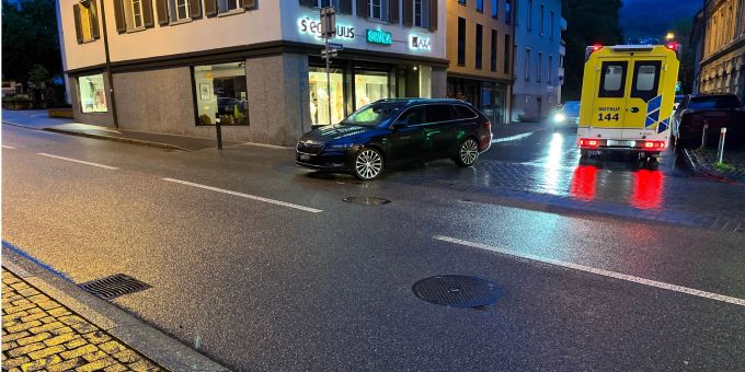 Altstätten SG: 15-jährige E-Scooter-Fahrerin von Auto angefahren. Altstätten SG Unfall