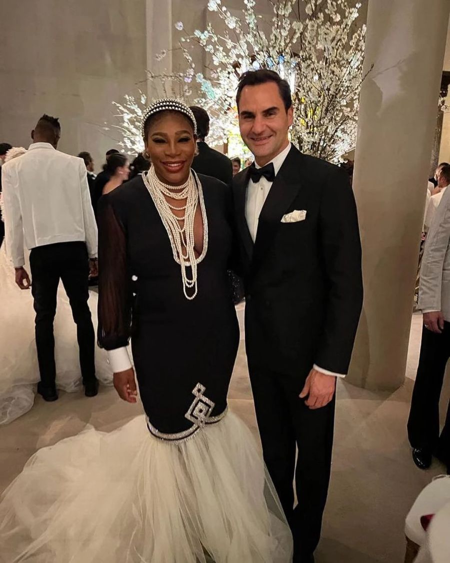 Auch mit Serena Williams liess sich Federer an der Met Gala ablichten.