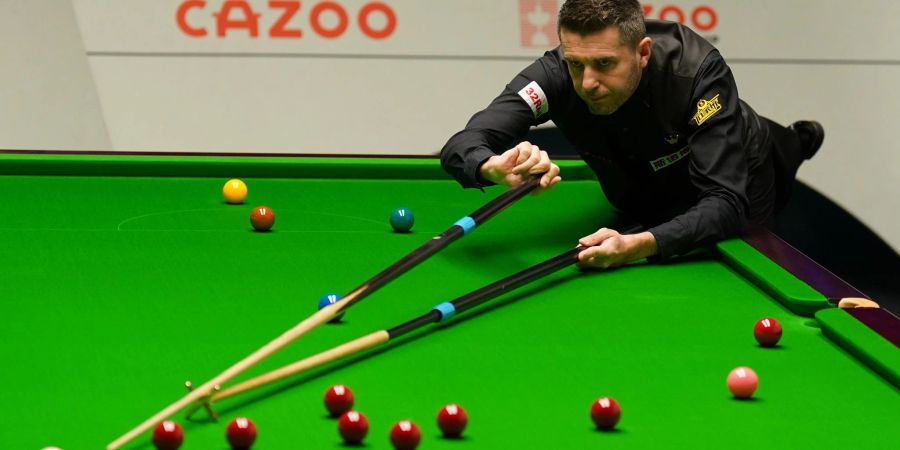 Auch der Engländer Mark Selby steht im WM-Halbfinale.