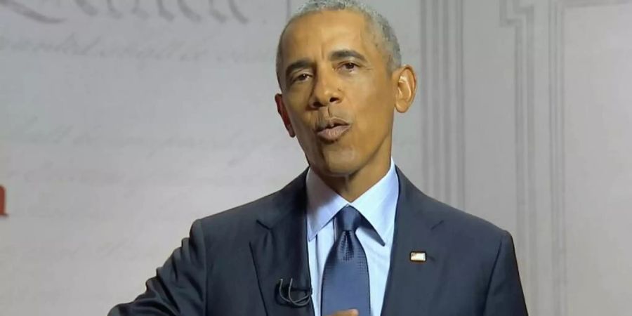 Ex-US-Präsident Barack Obama greift während des Parteitages der US-Demokraten Donald Trump an. Foto: Uncredited/Democratic National Convention/AP/dpa